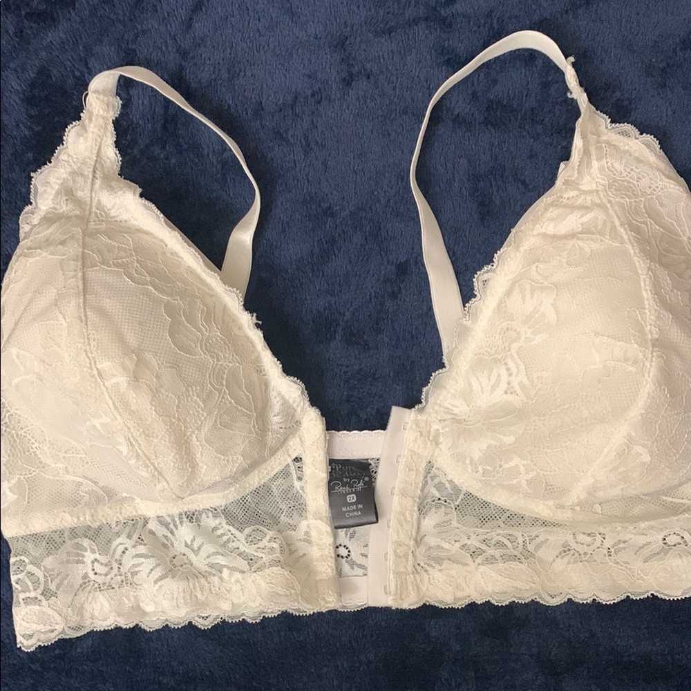 Elegant White Lace Bralette